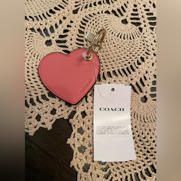 Coach NWT leather Heart charm - Picture 1 of 2
